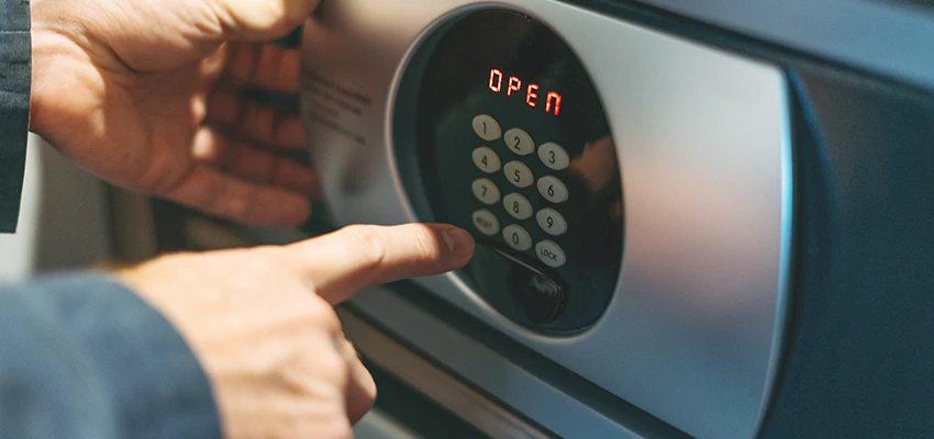 Cash Safe Openers in Kendale Lakes, Florida