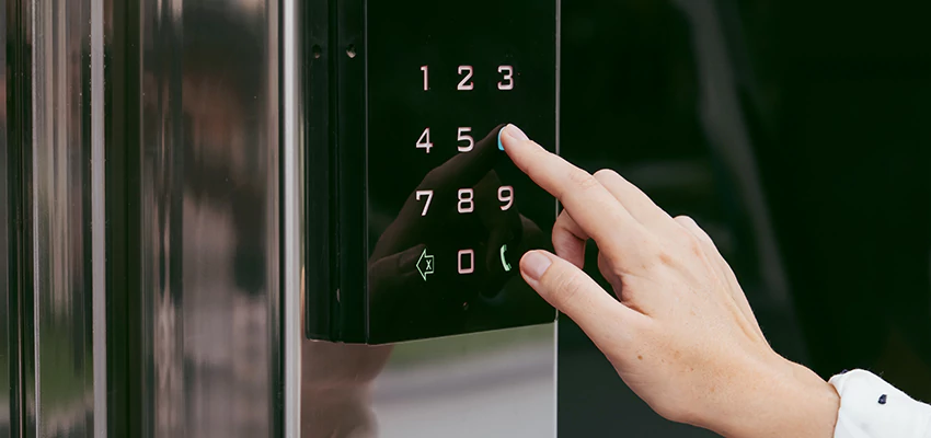 Keyless Door Entry System in Kendale Lakes, FL