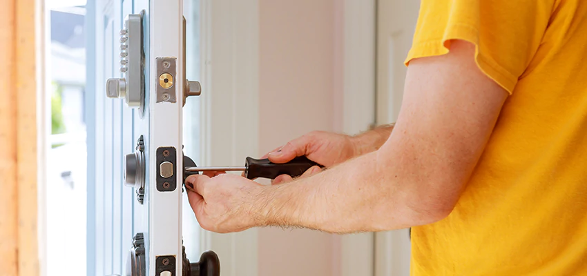 Eviction Locksmith For Key Fob Replacement Services in Kendale Lakes, FL